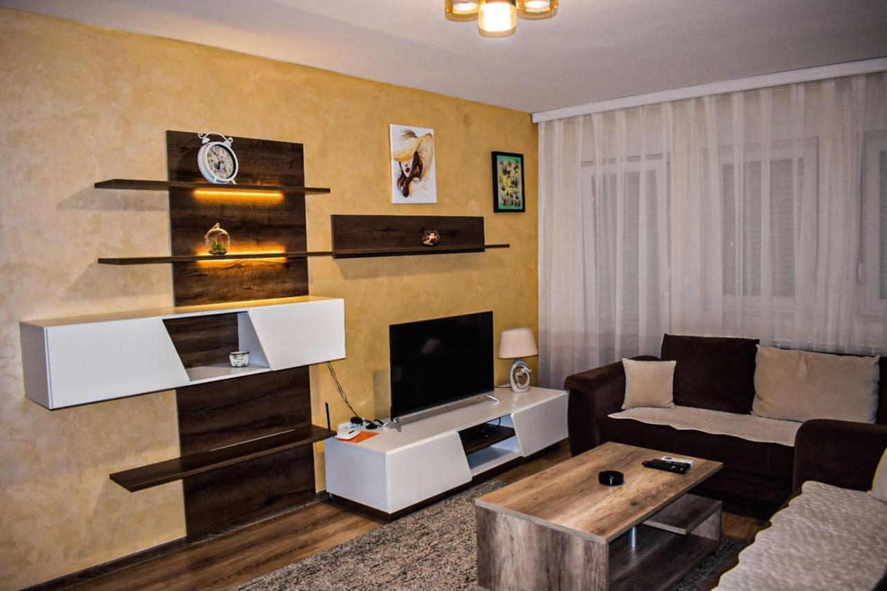 Avio Apartmani 2018 Novi Pazar Exteriér fotografie