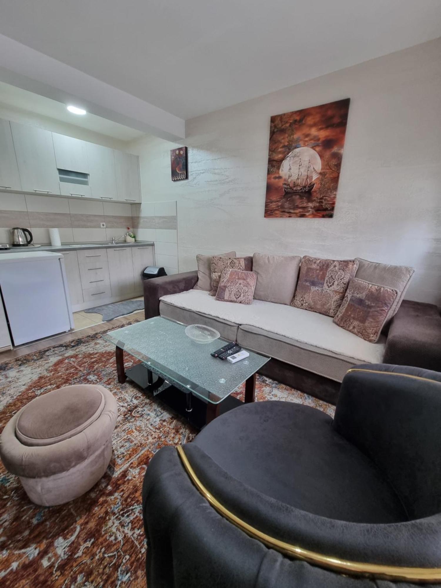 Avio Apartmani 2018 Novi Pazar Exteriér fotografie